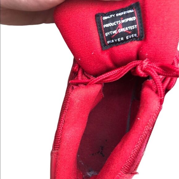 RARE 2017 Air Jordan 11 Retro Win Like 96 Size 7 - Picture 15 of 16